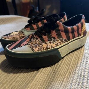 Disney x Vans - The Nightmare Before Christmas - Stacked Era Sally
